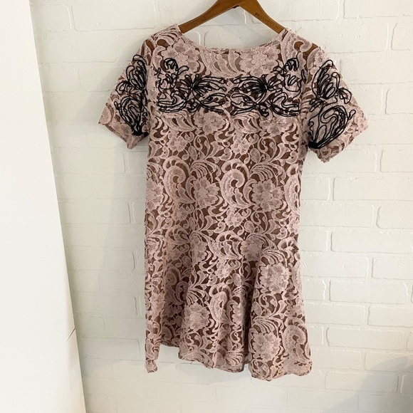 Free People Mini Dress Beautiful Dreamer Cotton Blend Lace Mauve pink Black M - Picture 10 of 13